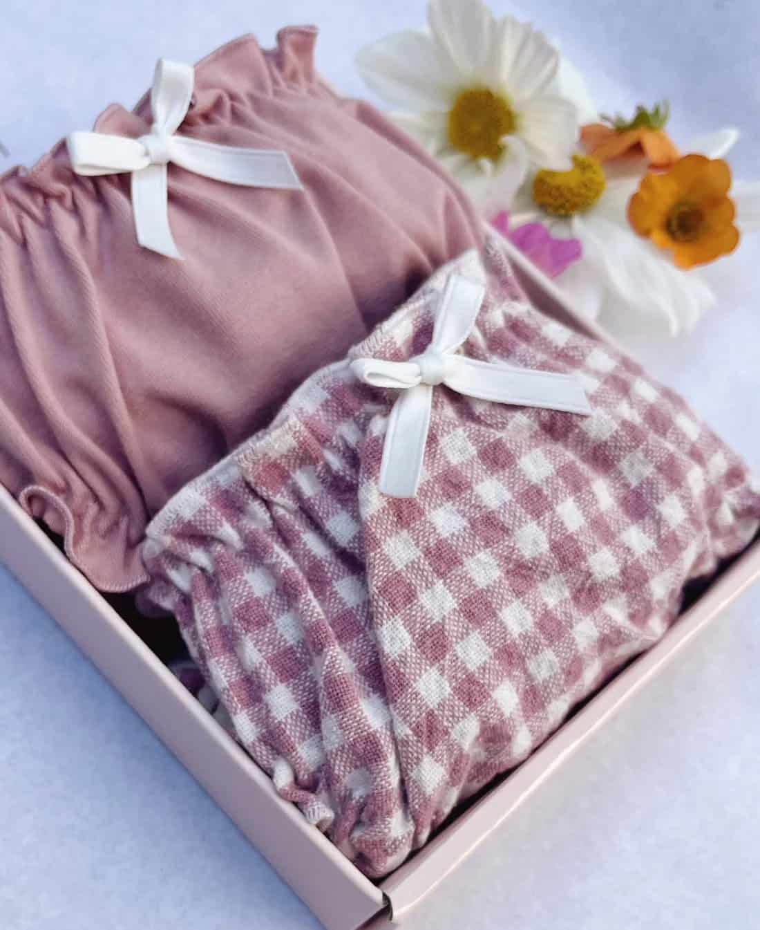 Set of two pink organic cotton knickers from Luvahuva